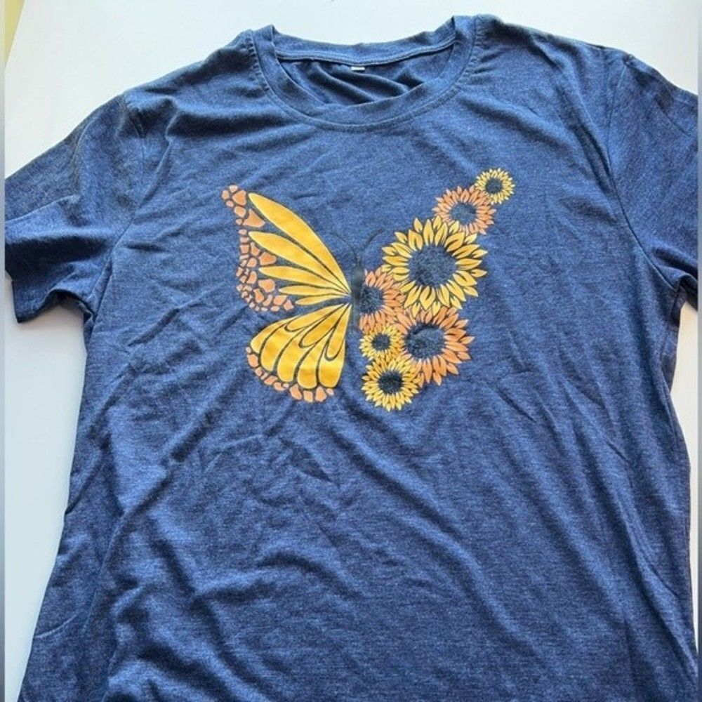 Women’s Fall Hello Sunshine butterfly Shirt Daisy Heart Shirts Casual Tee M. - Picture 7 of 7
